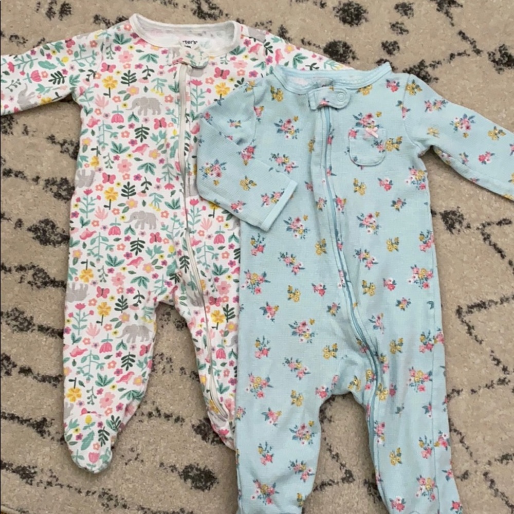 Carter’s pajamas - 2 piece set